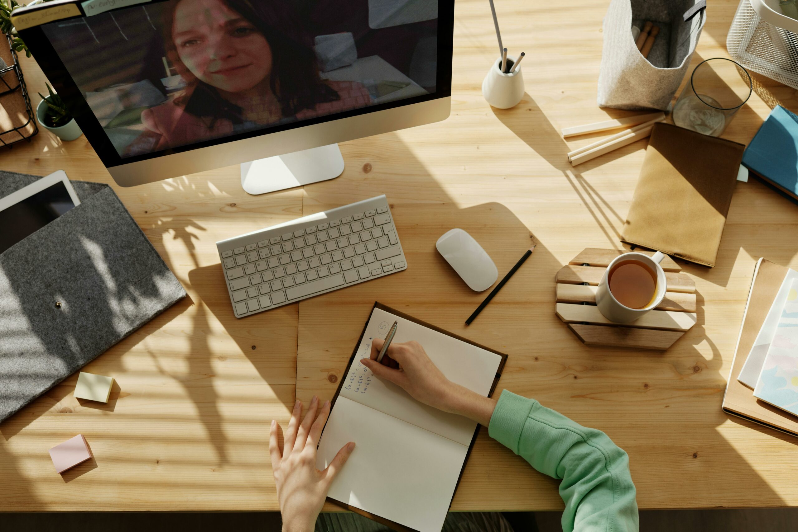 Lire la suite à propos de l’article 5 critères essentiels pour bien choisir son assistant virtuel