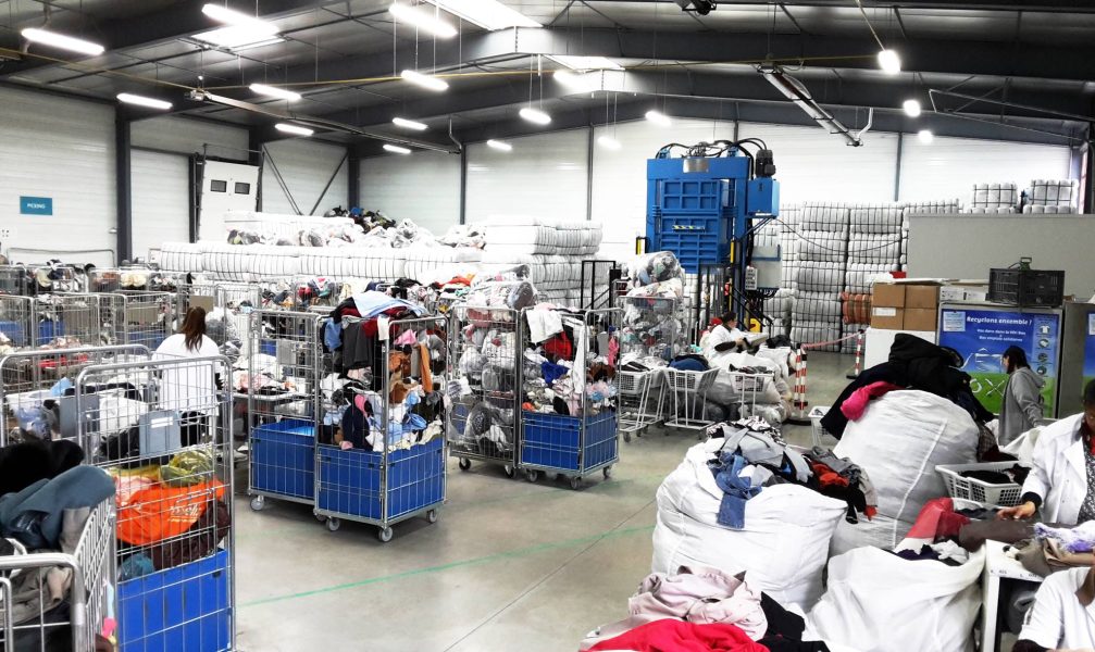 Alice Bigot – Déploiement d’une plateforme de tri textile agréée Alice Bigot - Directrice de plateforme de recyclage textile (2014-2019) chez VETI Centre, gestion d’une plateforme de tri textile agréée avec +156% de CA.